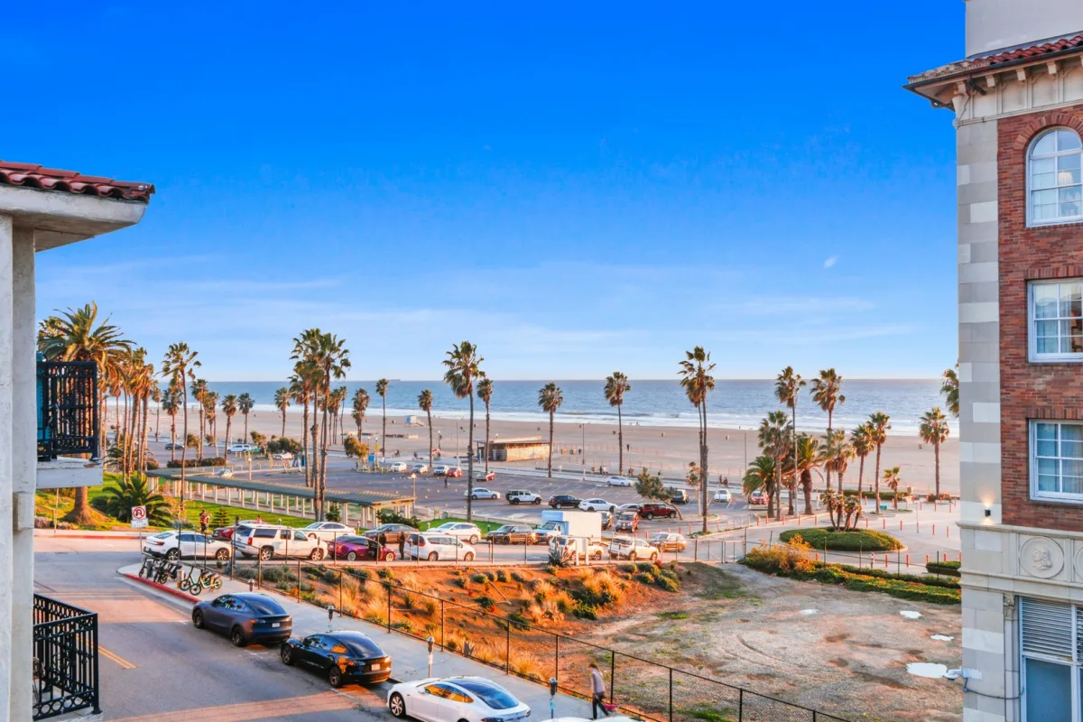 Image gallery marquee